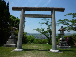 護国神社．鳥居